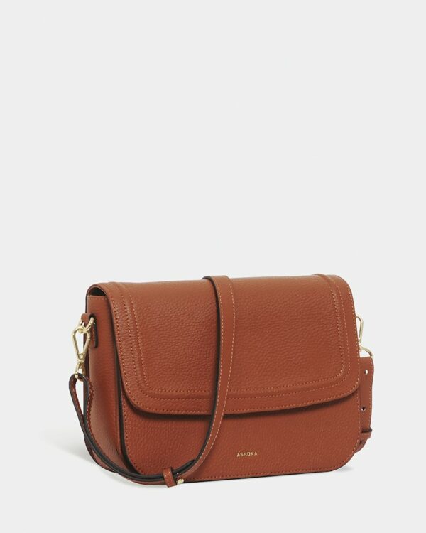 Sac bandoulière en cuir camel